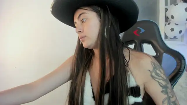Snapshot of Noa_bunny_ chatting on 07-06-26, 10:01 Noa bunny online show from 07-06-26, 10:01