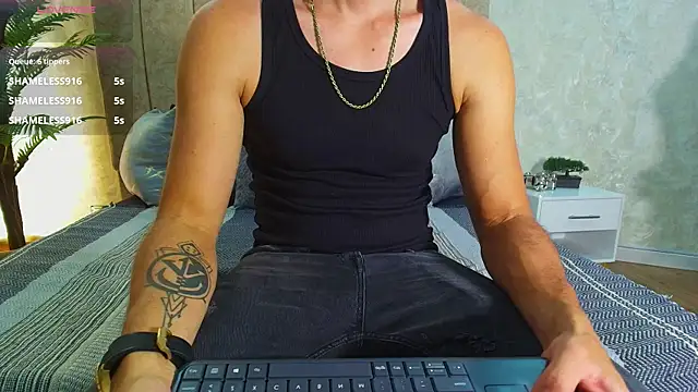 May Lyonheart online show from 06-25-26, 12:08