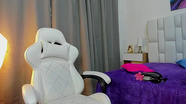 Camila Gonzalez20 online show from 07-14-26, 06:47