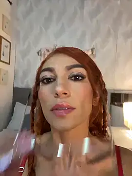 Snapshot of Isisjames chatting on 06-02-26, 04:45 Isisjames online show from 06-02-26, 04:45
