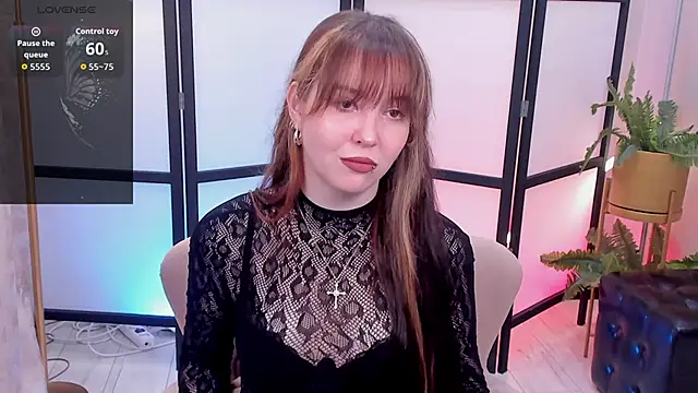 Snapshot of Hyuna_Flowers chatting on 06-07-26, 03:34 Hyuna Flowers online show from 06-07-26, 03:34