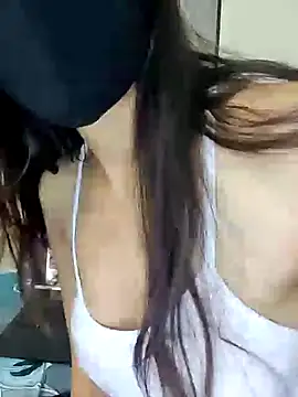 Snapshot of Hey-anamika chatting on 07-11-26, 05:02 Hey-anamika online show from 07-11-26, 05:02
