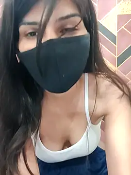 Snapshot of Hey-anamika chatting on 06-05-26, 01:28 Hey-anamika online show from 06-05-26, 01:28