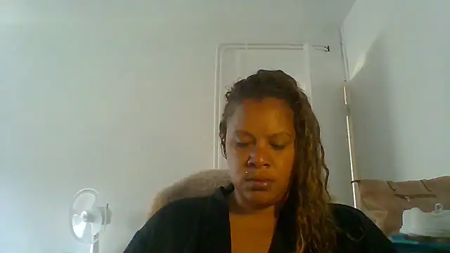DOMINATRICESANDRA online show from 06-05-26, 07:14