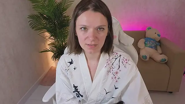 Snapshot of kira_hatti chatting on 06-10-26, 09:10 kira hatti online show from 06-10-26, 09:10