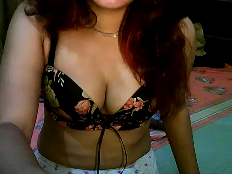 strip nia online show from 06-30-26, 08:36