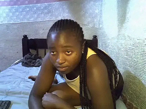 Snapshot of Minuta254 chatting on 06-19-26, 08:03 Minuta254 online show from 06-19-26, 08:03