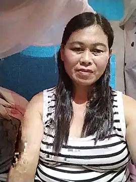 Snapshot of -Hatybi- chatting on 06-04-26, 06:29 -Hatybi- online show from 06-04-26, 06:29