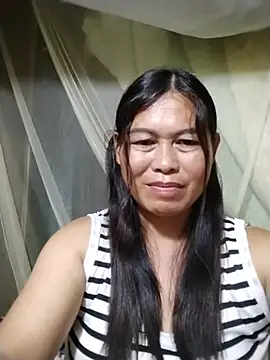 Snapshot of -Hatybi- chatting on 07-11-26, 10:54 -Hatybi- online show from 07-11-26, 10:54