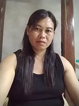 Snapshot of -Hatybi- chatting on 06-29-26, 08:43 -Hatybi- online show from 06-29-26, 08:43