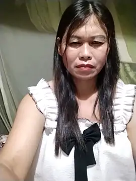 Snapshot of -Hatybi- chatting on 06-08-26, 10:10 -Hatybi- online show from 06-08-26, 10:10