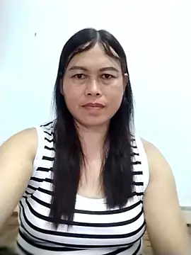Snapshot of -Hatybi- chatting on 05-31-26, 09:59 -Hatybi- online show from 05-31-26, 09:59