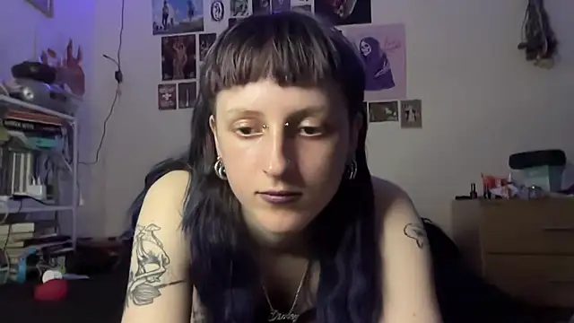 Snapshot of batzy666 chatting on 06-01-26, 12:05 batzy666 online show from 06-01-26, 12:05