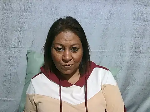 Snapshot of IndianSexyMilf69 chatting on 06-06-26, 05:12 IndianSexyMilf69 online show from 06-06-26, 05:12