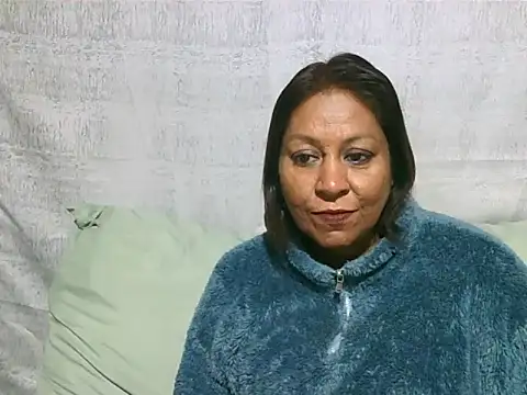 Snapshot of IndianSexyMilf69 chatting on 06-10-26, 05:08 IndianSexyMilf69 online show from 06-10-26, 05:08