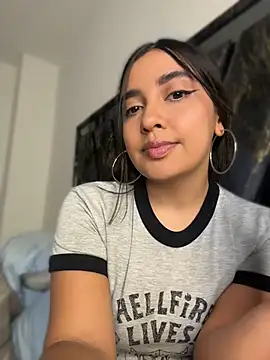 HaileyBieber  online show from 07-09-26, 12:11