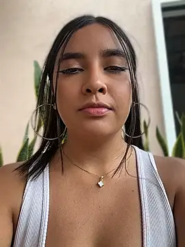 HaileyBieber  online show from 07-09-26, 09:25
