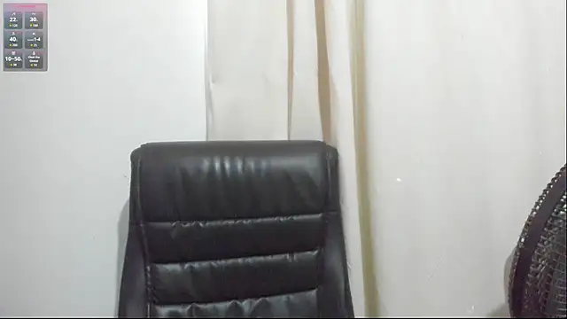 Snapshot of millysofia1 chatting on 06-11-26, 06:49 millysofia1 online show from 06-11-26, 06:49