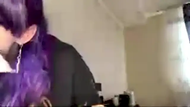 HolyCute online show from 06-18-26, 02:33