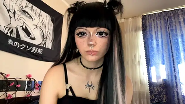 HolyCute online show from 07-30-26, 02:05