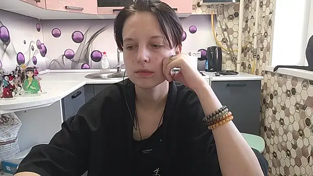 Saranade online show from 06-12-26, 05:00