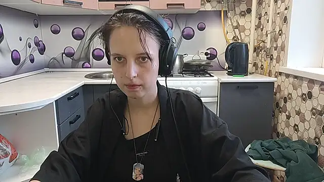 Saranade online show from 06-28-26, 04:57