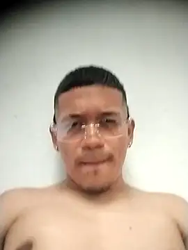 -Moreno  Hot online show from 05-31-26, 06:09