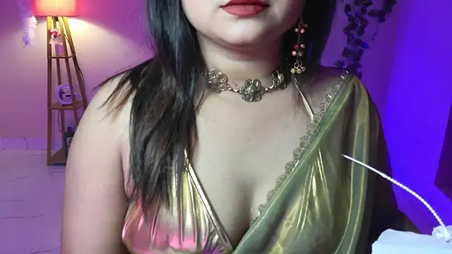 Snapshot of Red_Heart_ chatting on 06-14-26, 05:25 Red Heart online show from 06-14-26, 05:25
