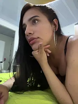 Caro Mildrey online show from 06-30-26, 02:22