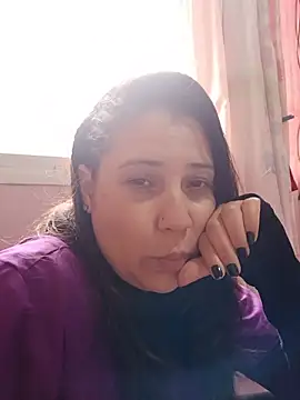 Snapshot of Maira73 chatting on 06-08-26, 06:30 Maira73 online show from 06-08-26, 06:30