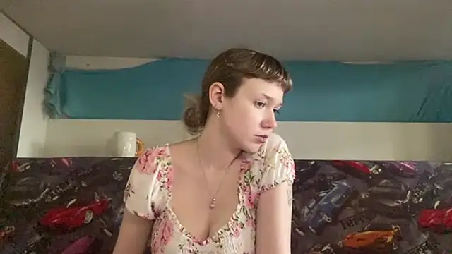 Snapshot of BuffTow chatting on 06-14-26, 02:07 BuffTow online show from 06-14-26, 02:07