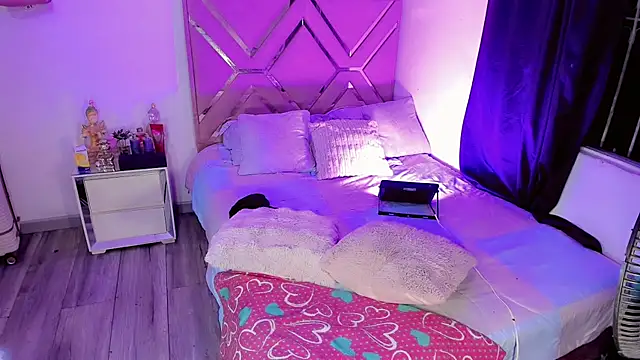 dayana sweetx online show from 07-08-26, 07:31