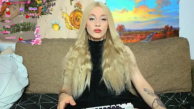 Snapshot of Chloecherry chatting on 07-03-26, 06:14 Chloecherry online show from 07-03-26, 06:14