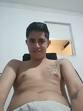 Snapshot of wickedboy_twin1 chatting on 06-30-26, 05:07 wickedboy twin1 online show from 06-30-26, 05:07
