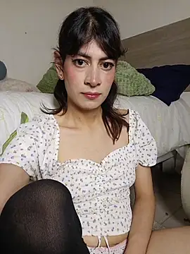 YanaSoHot online show from 06-05-26, 01:32