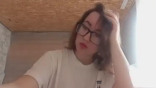 OliviaMoment online show from 06-12-26, 10:13