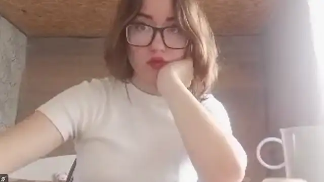 OliviaMoment online show from 06-29-26, 10:15