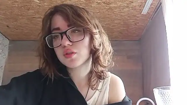 OliviaMoment online show from 06-18-26, 09:14