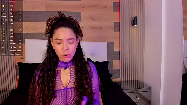 LarissaDesire online show from 07-09-26, 11:42