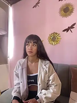 Ailani Pink online show from 05-30-26, 06:24