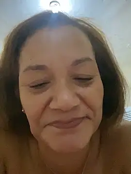 rosanna78322 online show from 06-02-26, 07:58