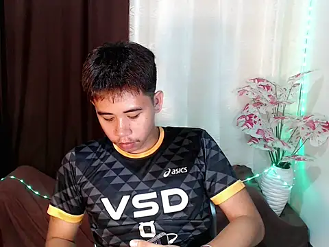 Snapshot of nicobigcockx chatting on 07-24-26, 12:23 nicobigcockx online show from 07-24-26, 12:23