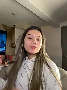 emilyvex online show from 06-18-26, 05:06