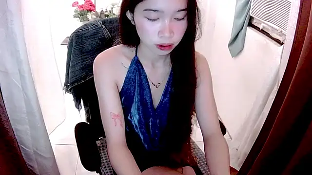Snapshot of heartx_ chatting on 06-23-26, 12:14 heartx online show from 06-23-26, 12:14