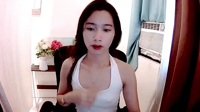 Snapshot of heartx_ chatting on 06-14-26, 01:57 heartx online show from 06-14-26, 01:57