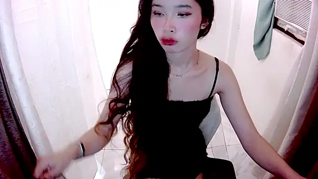 Snapshot of heartx_ chatting on 06-25-26, 01:38 heartx online show from 06-25-26, 01:38
