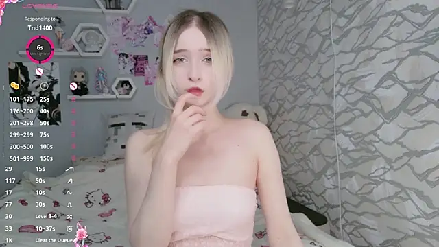 Snapshot of meganami chatting on 06-05-26, 01:17 meganami online show from 06-05-26, 01:17
