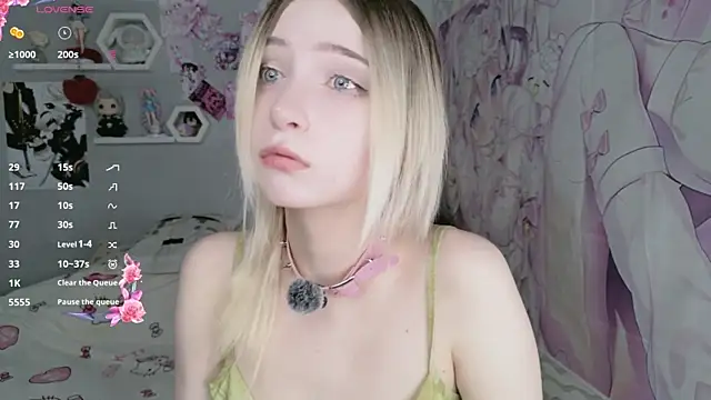 Snapshot of meganami chatting on 07-23-26, 02:03 meganami online show from 07-23-26, 02:03