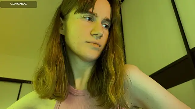 Snapshot of agniia257 chatting on 06-28-26, 06:47 agniia257 online show from 06-28-26, 06:47