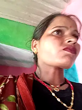 Snapshot of Divya_hot88 chatting on 07-05-26, 03:44 Divya hot88 online show from 07-05-26, 03:44